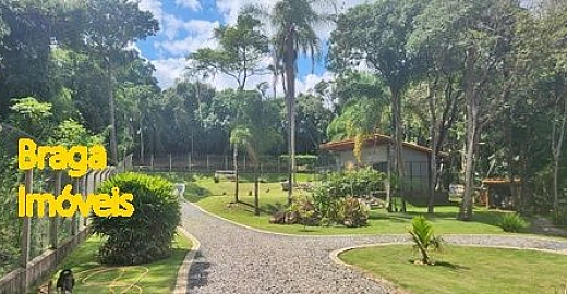 Casa em Condom�nio