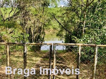 Rampa de acesso a represa