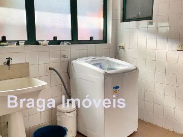 �rea de servi�o 