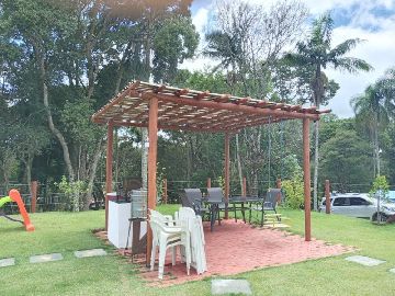 Pergolado p/ churrasco