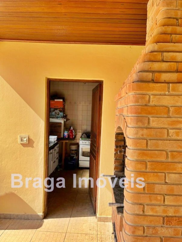 Churrasqueira junto a cozinha