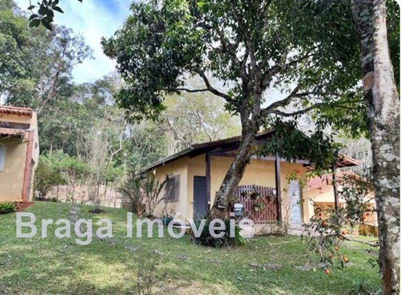 Construção anexa c/ 2 suites